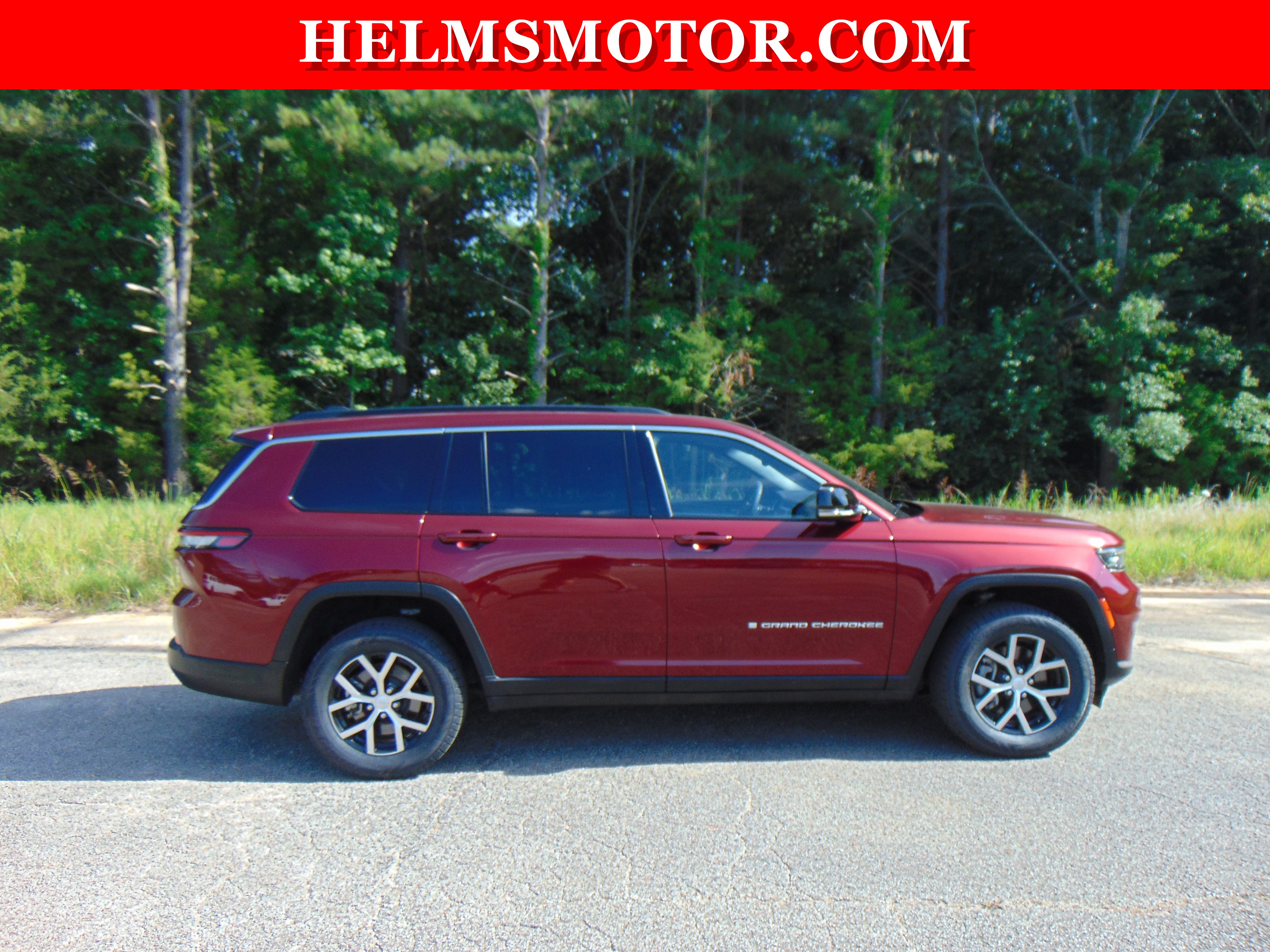 Used 2024 Jeep Grand Cherokee L Limited AWD/4WD image 11