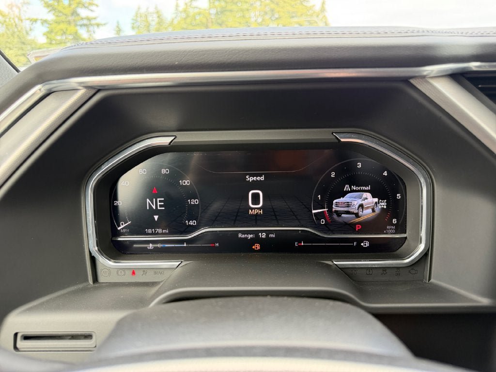 Used 2024 GMC Sierra 1500 Denali AWD/4WD image 36