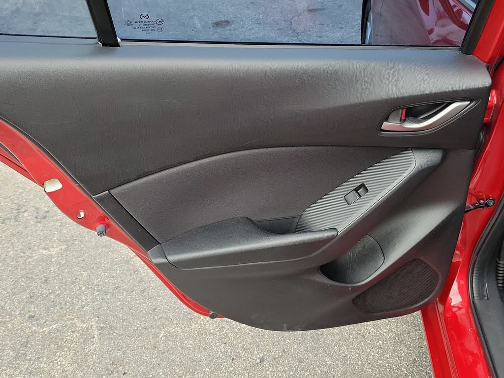 Used 2015 MAZDA MAZDA3 i Touring FWD image 9