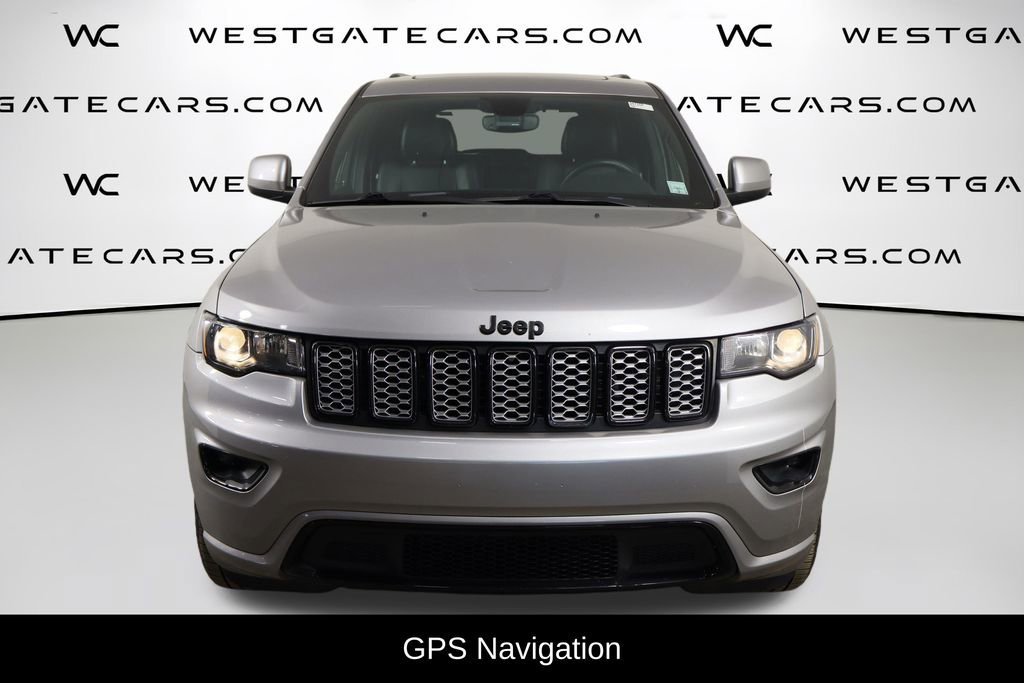 Used 2020 Jeep Grand Cherokee Altitude image 2