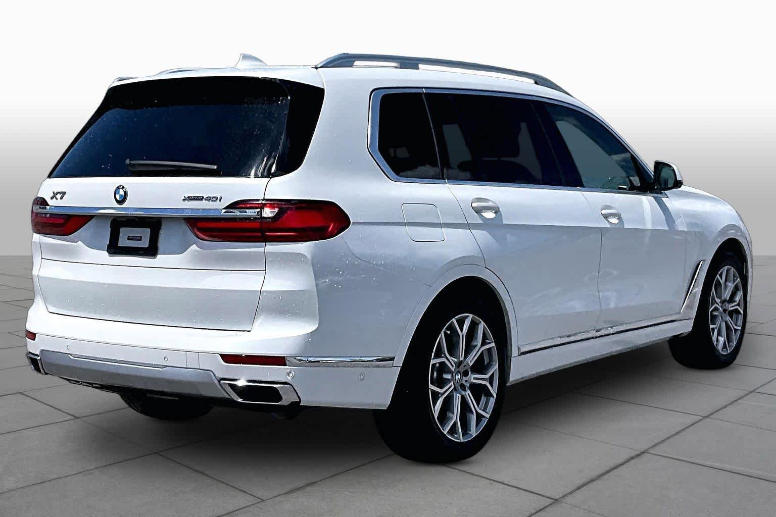 Used 2020 BMW X7 xDrive40i w/ Cold Weather Package AWD/4WD image 12