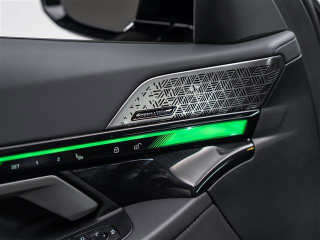 Used 2025 BMW M5 Touring image 28