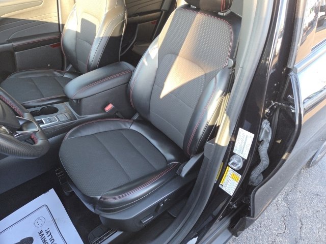 Used 2024 Ford Escape ST-Line image 16