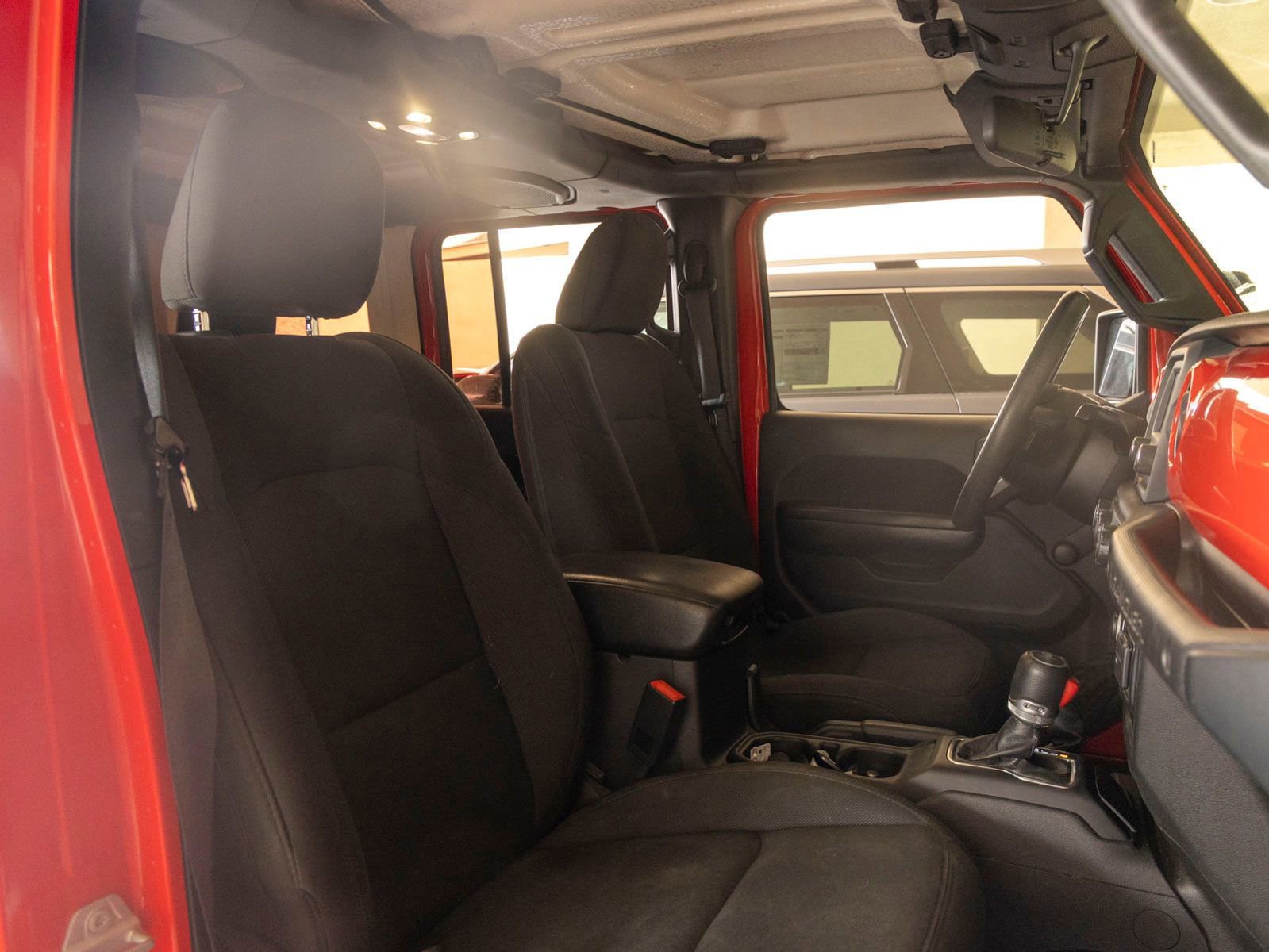 Used 2019 Jeep Wrangler Unlimited Sport image 26