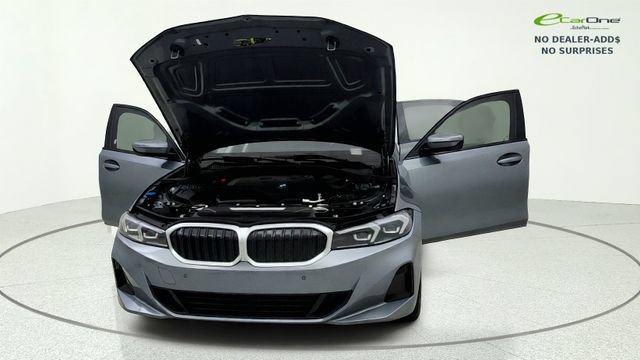 Used 2023 BMW 330i Sedan w/ Driving Assistance Package RWD image 14