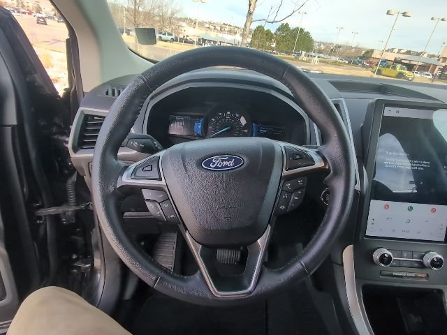Used 2024 Ford Edge SEL AWD/4WD image 12