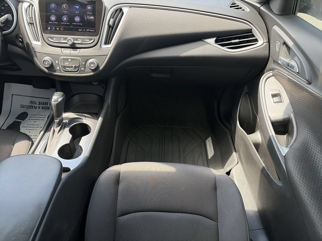 Used 2020 Chevrolet Malibu RS FWD image 17