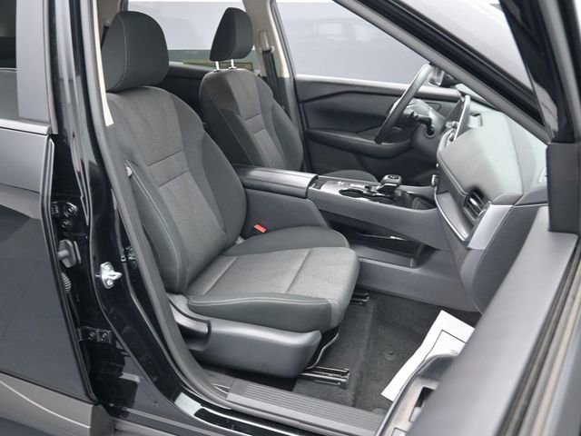 Used 2025 Nissan Rogue SV image 27