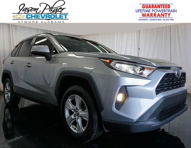 Used 2019 Toyota RAV4 XLE w/ Convenience Package image 1