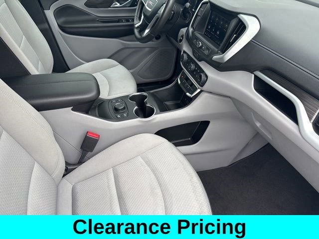 Used 2023 GMC Terrain SLE w/ Driver Convenience Package image 40