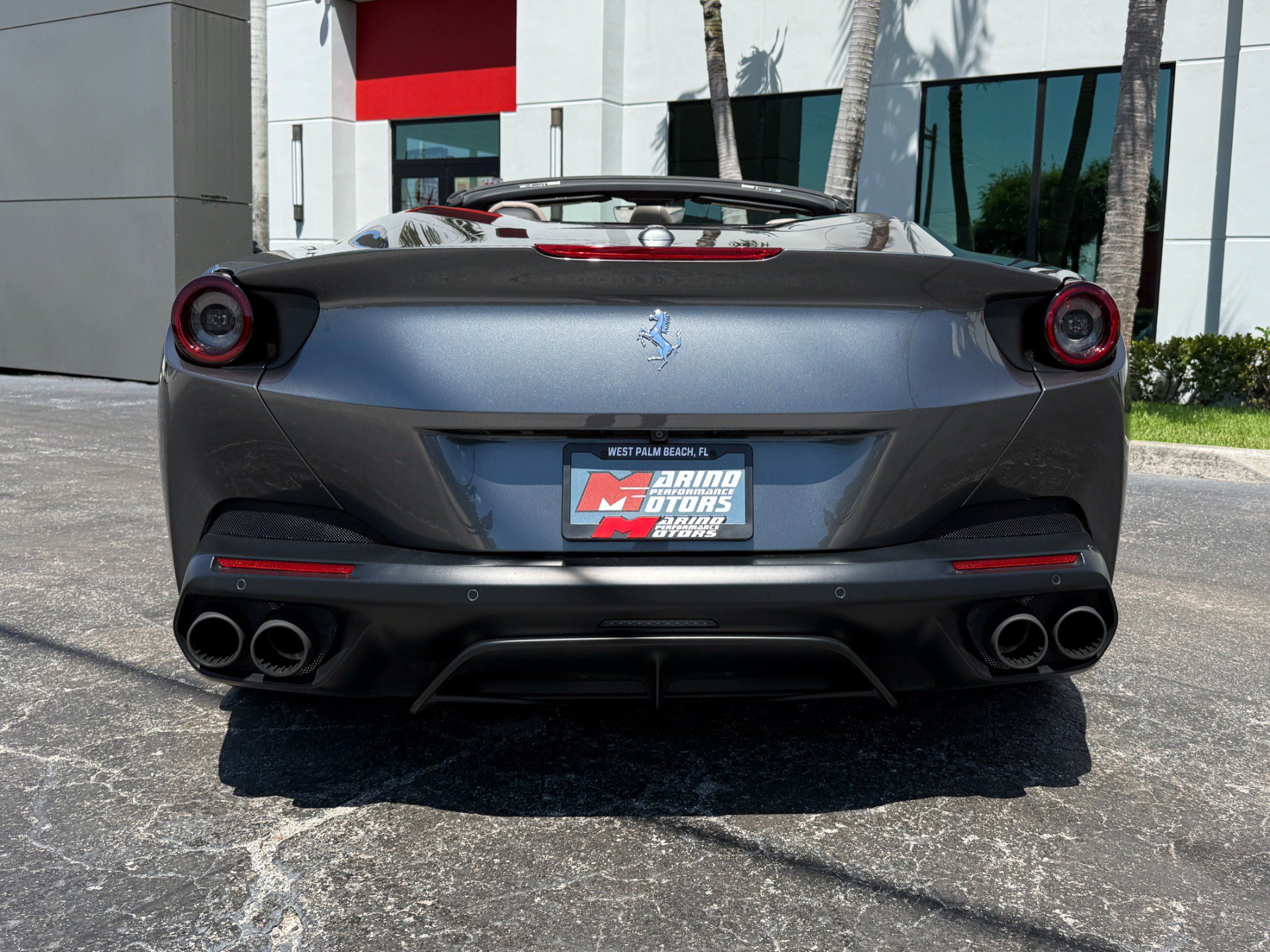 Used 2019 Ferrari Portofino RWD image 21