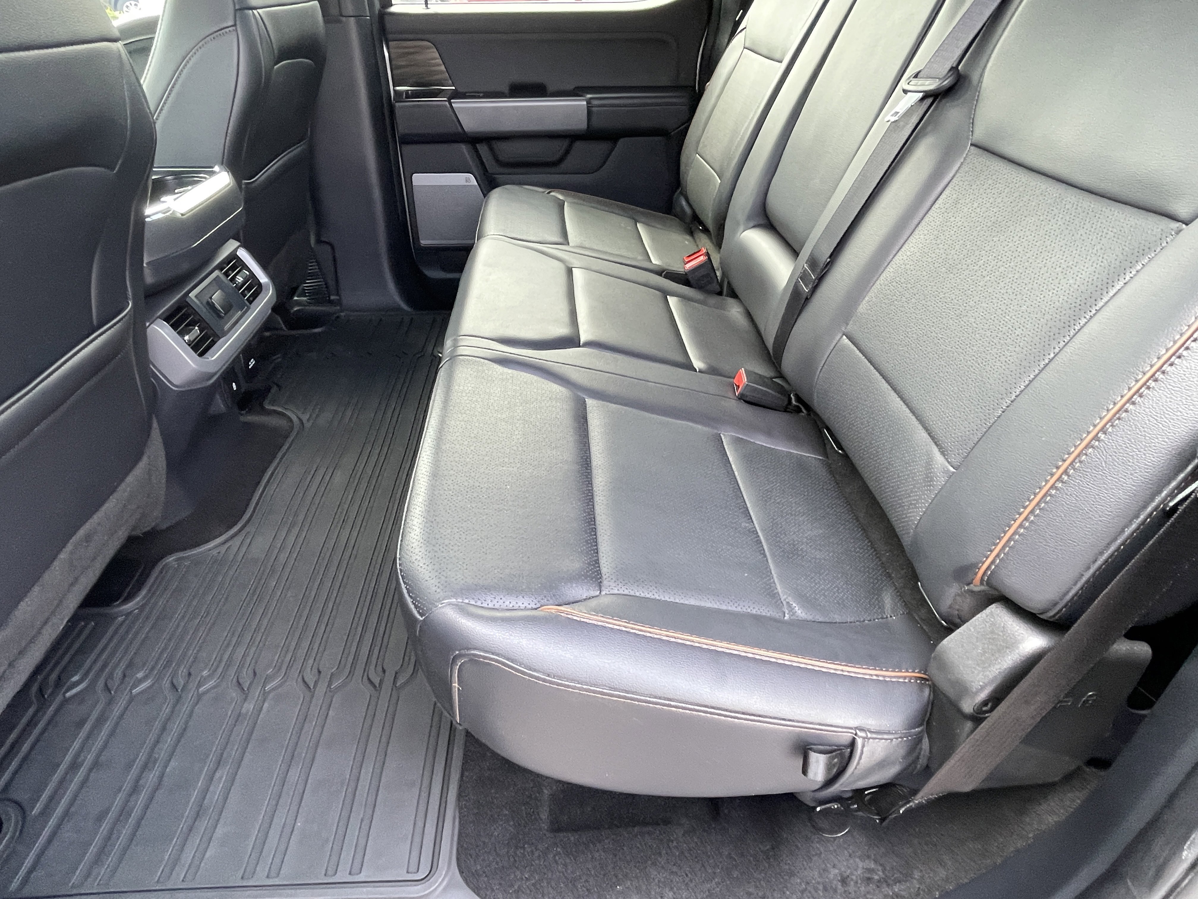 Used 2024 Ford F150 Lariat w/ Bed Utility Package image 16