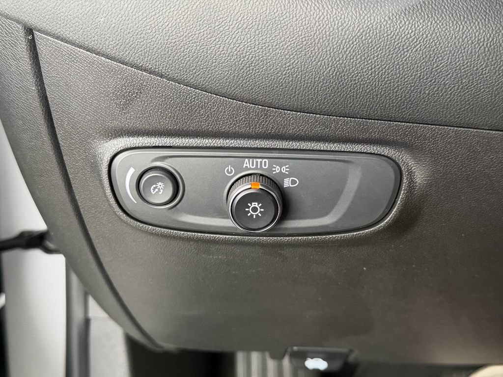 Certified 2022 Chevrolet Equinox LT FWD image 33