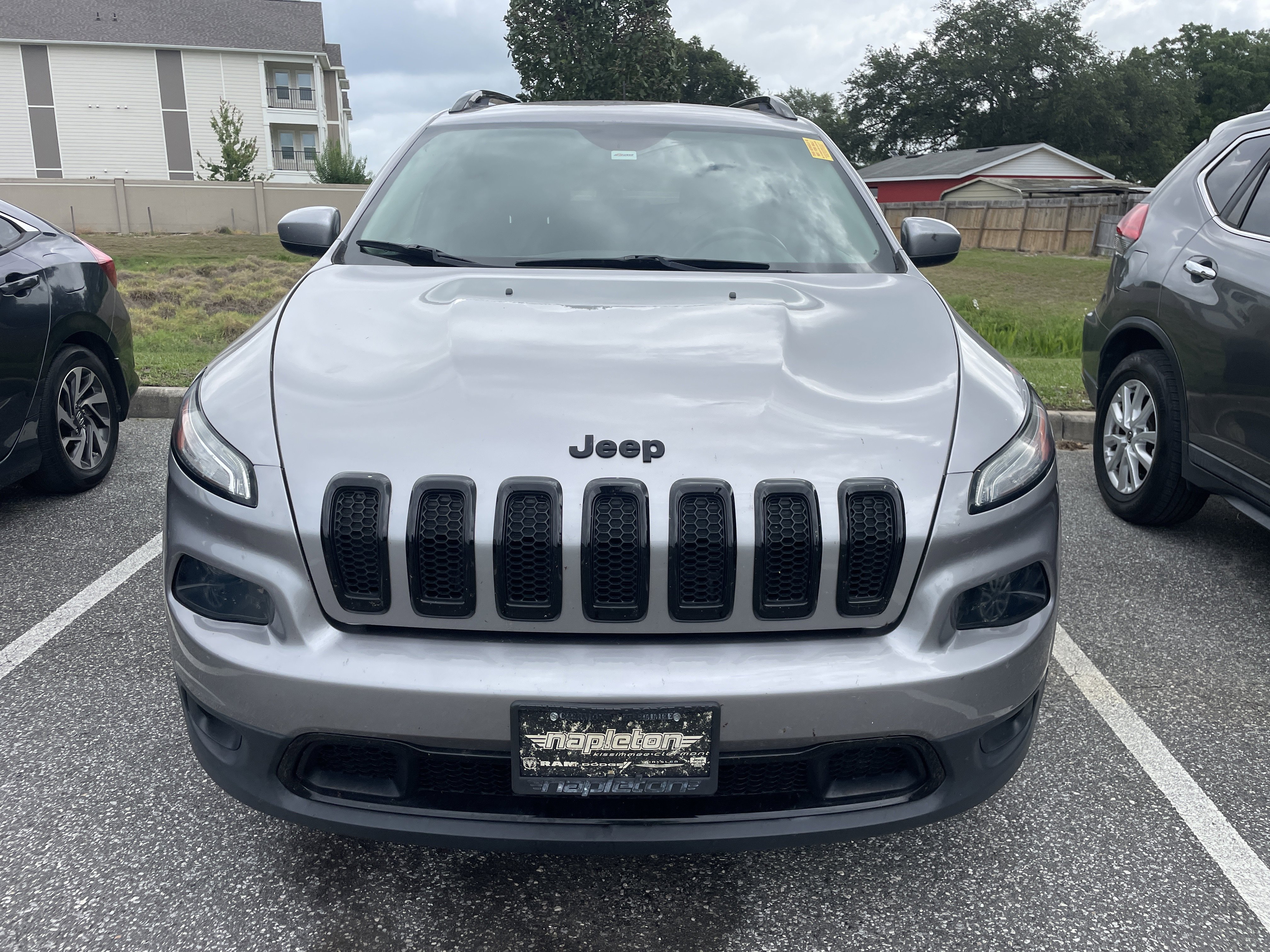 Used 2018 Jeep Cherokee Latitude w/ Altitude Package FWD video 2