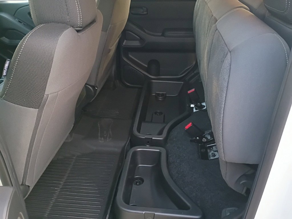 New 2026 Nissan Frontier SV w/ Tow Package image 23