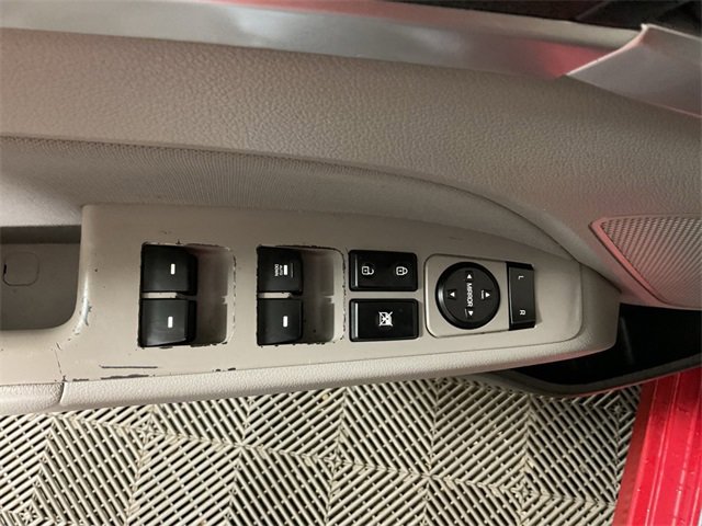 Used 2020 Hyundai Elantra SEL image 17