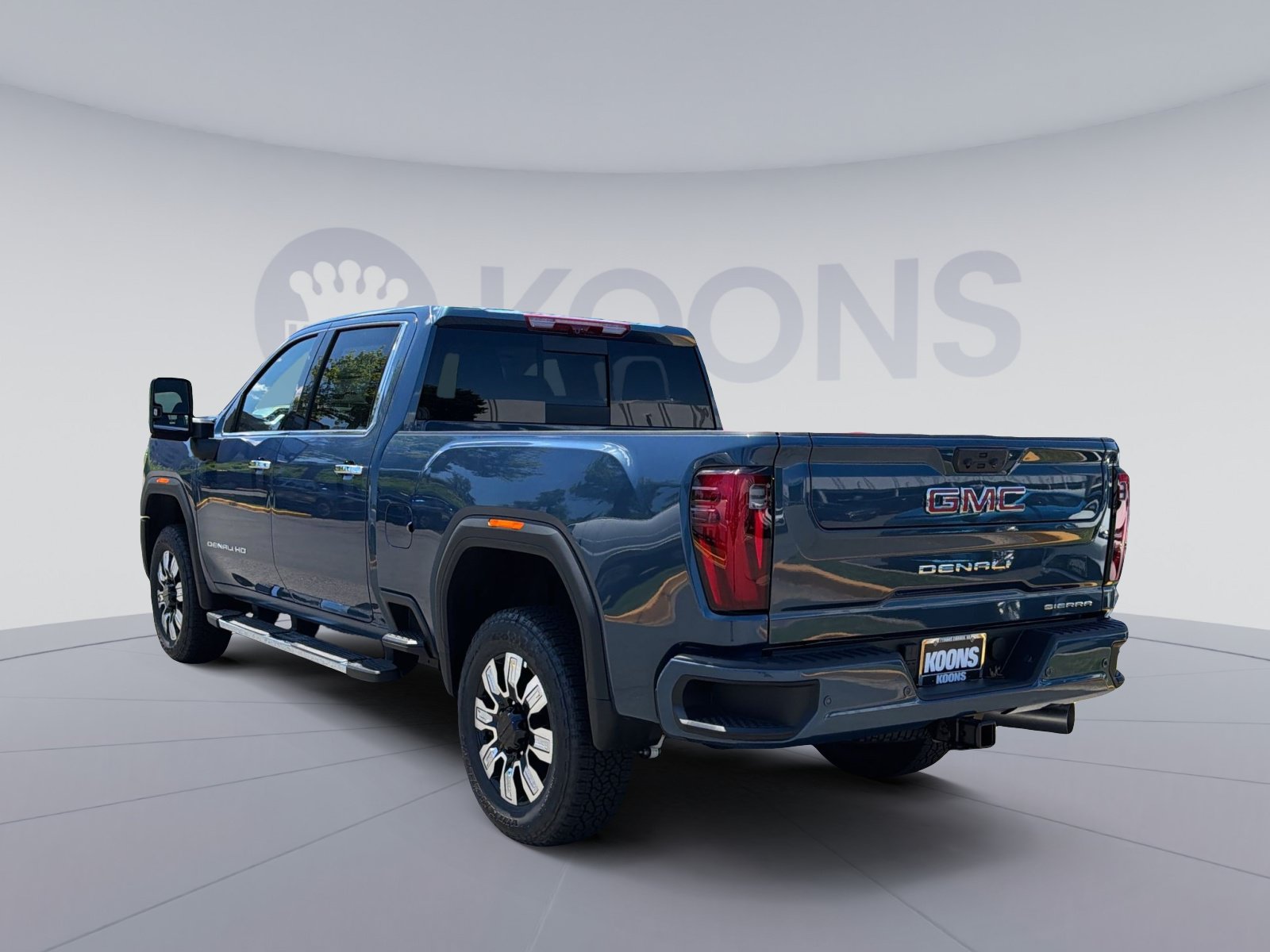 New 2026 GMC Sierra 2500 Denali w/ Denali Reserve Package AWD/4WD image 4