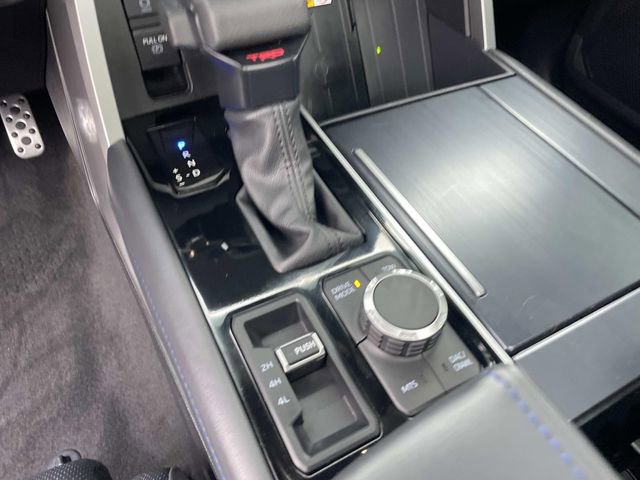 Used 2024 Toyota Sequoia Platinum w/ TRD Off-Road Package image 21