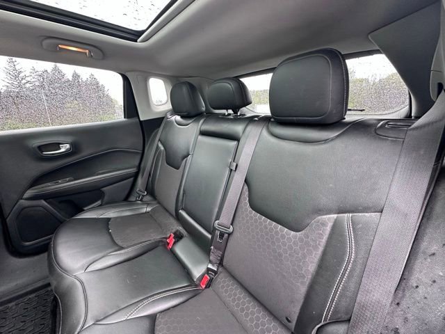 Used 2020 Jeep Compass Latitude AWD/4WD image 11