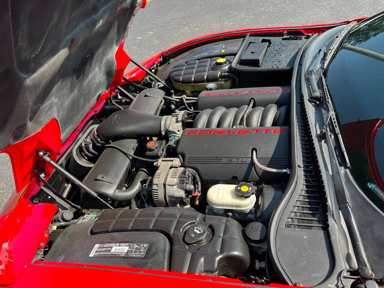 Used 2002 Chevrolet Corvette Coupe w/ Preferred Equipment Group2 RWD image 15