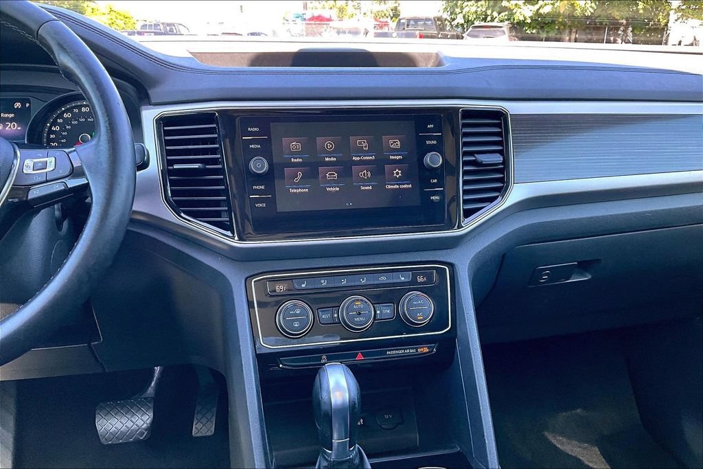Used 2018 Volkswagen Atlas SEL FWD image 8