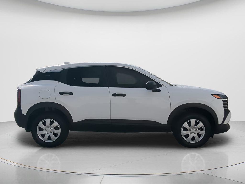 Certified 2025 Nissan Kicks S image 3