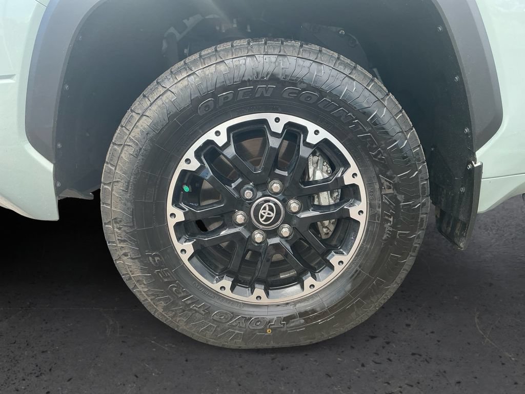 Used 2025 Toyota Tundra SR5 w/ TRD Off-Road Package AWD/4WD image 13