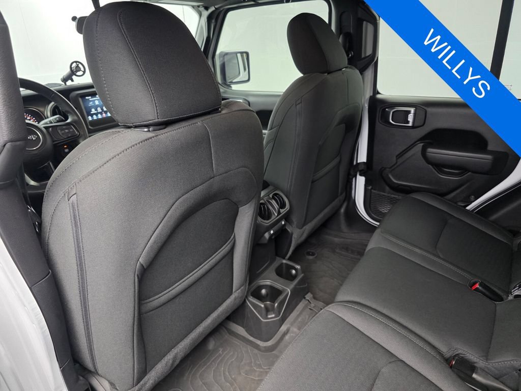 Used 2022 Jeep Gladiator Sport AWD/4WD image 14