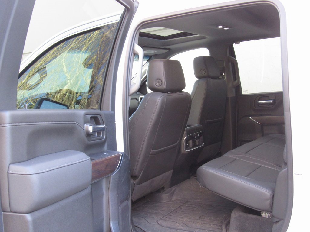 Used 2023 GMC Sierra 3500 SLT w/ SLT Premium Package image 20