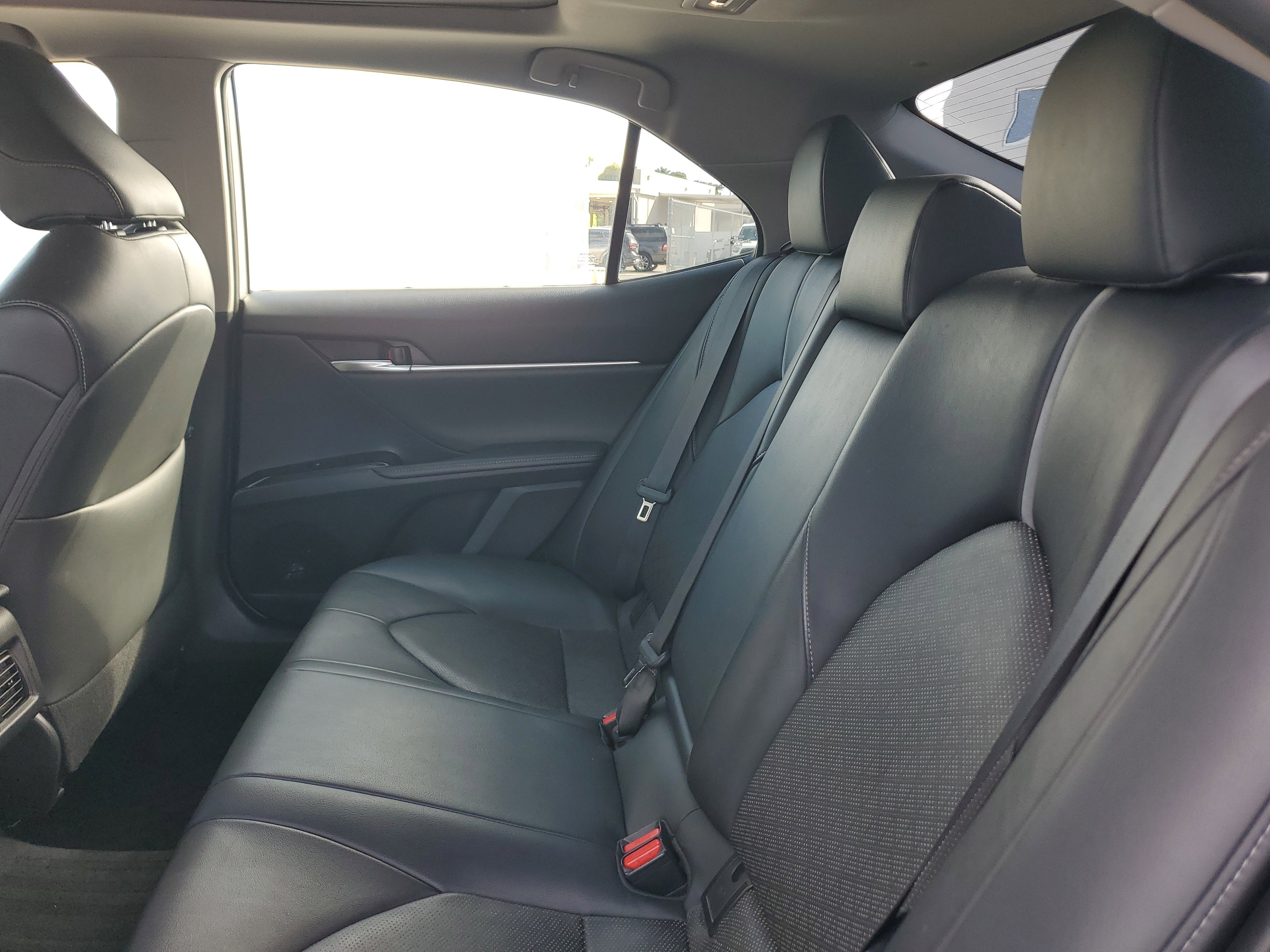 Used 2019 Toyota Camry XSE image 13