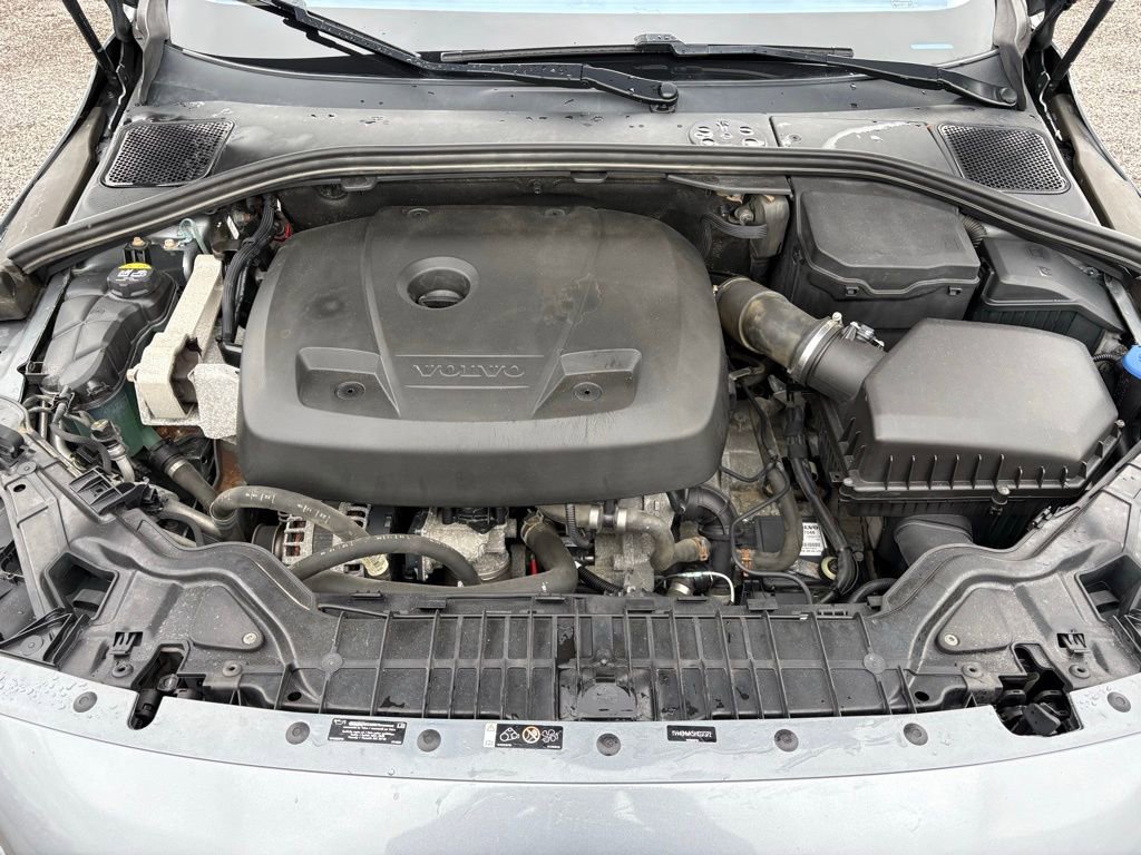 Used 2017 Volvo V60 T5 Cross Country w/ Convenience Package image 22