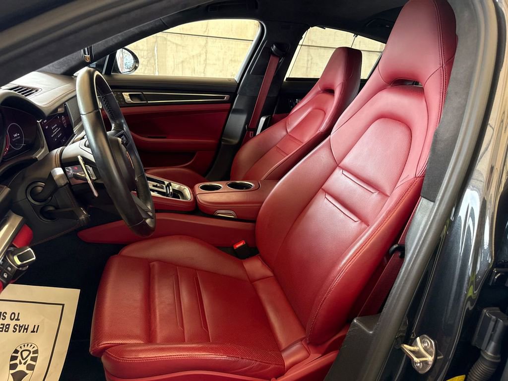 Used 2023 Porsche Panamera GTS AWD/4WD image 5