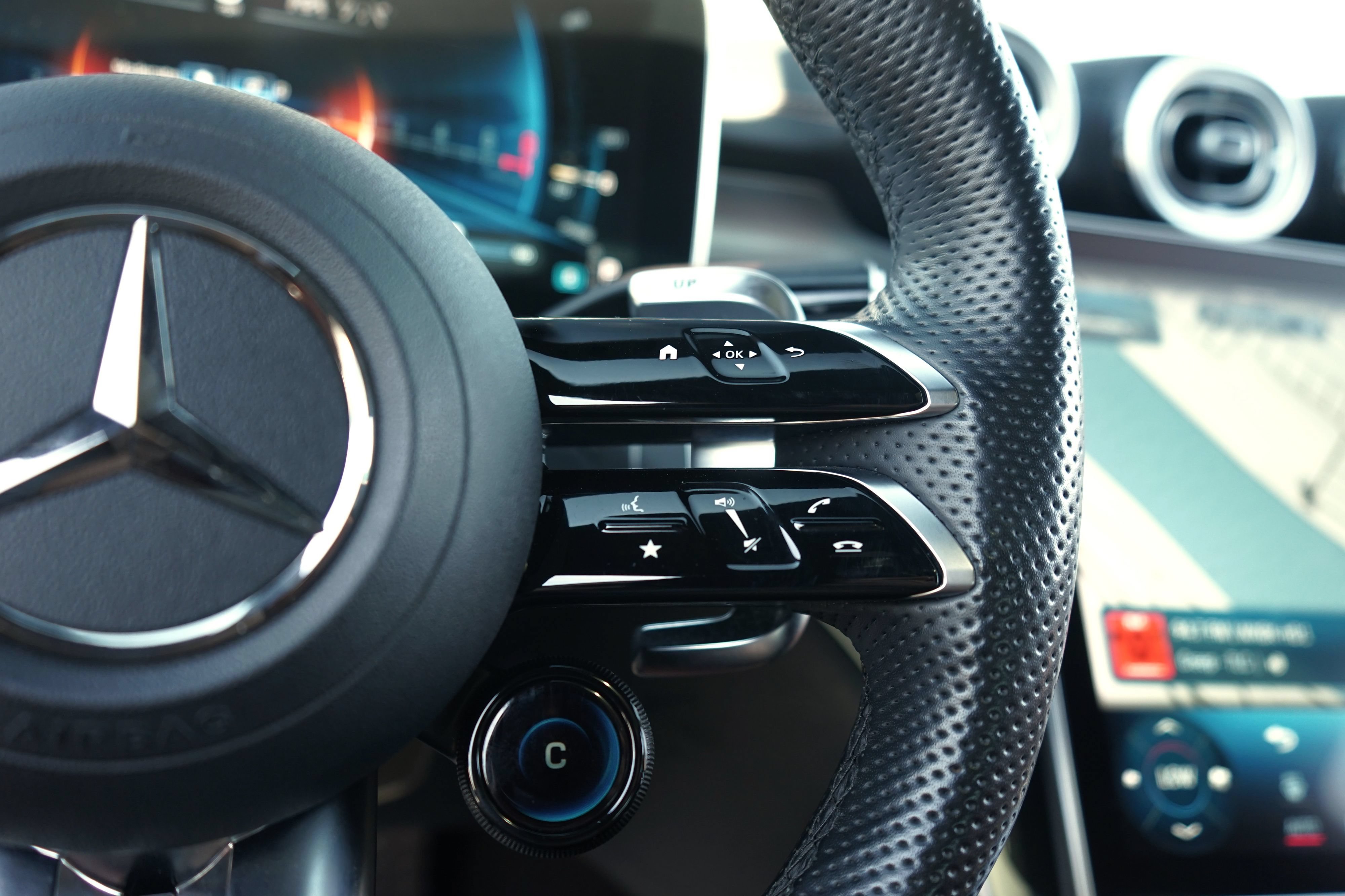 Used 2024 Mercedes-Benz C 63 AMG S image 22