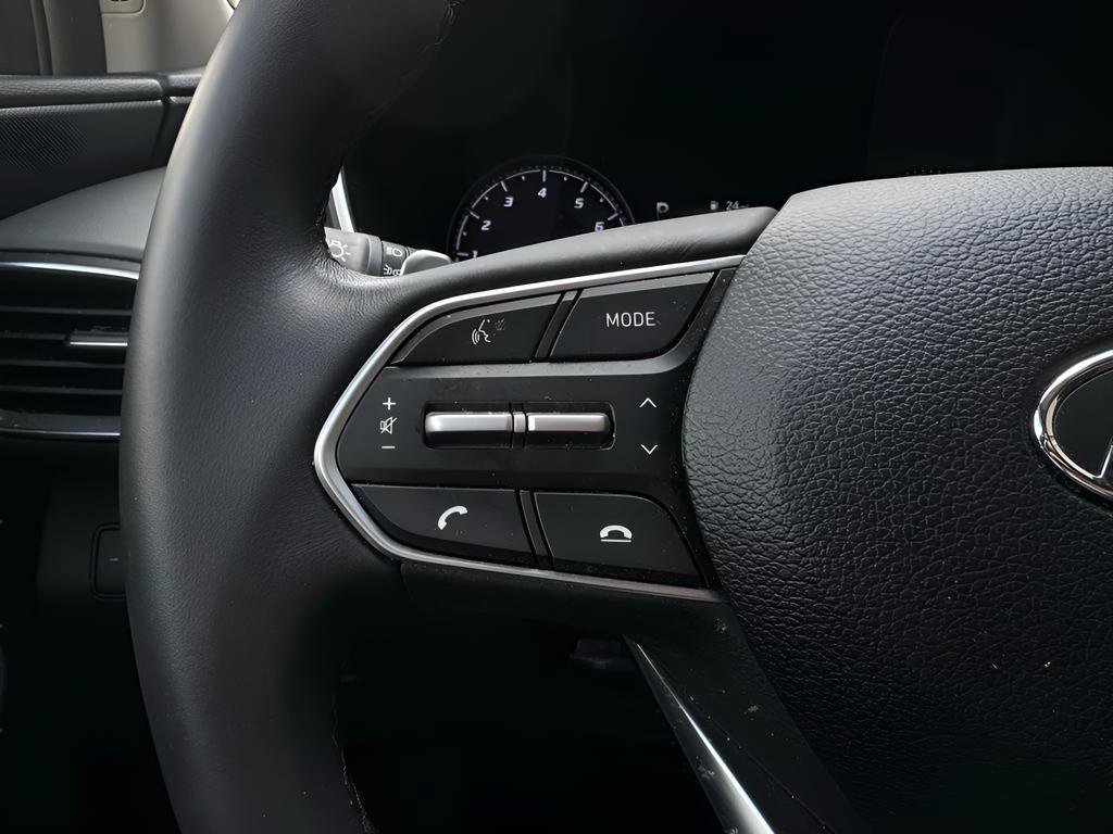 Used 2023 Hyundai Santa Fe SEL image 17