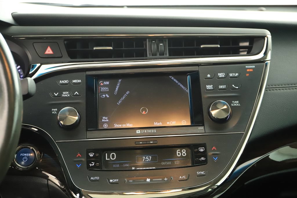 Used 2014 Toyota Avalon Limited w/ Technology Package FWD image 19