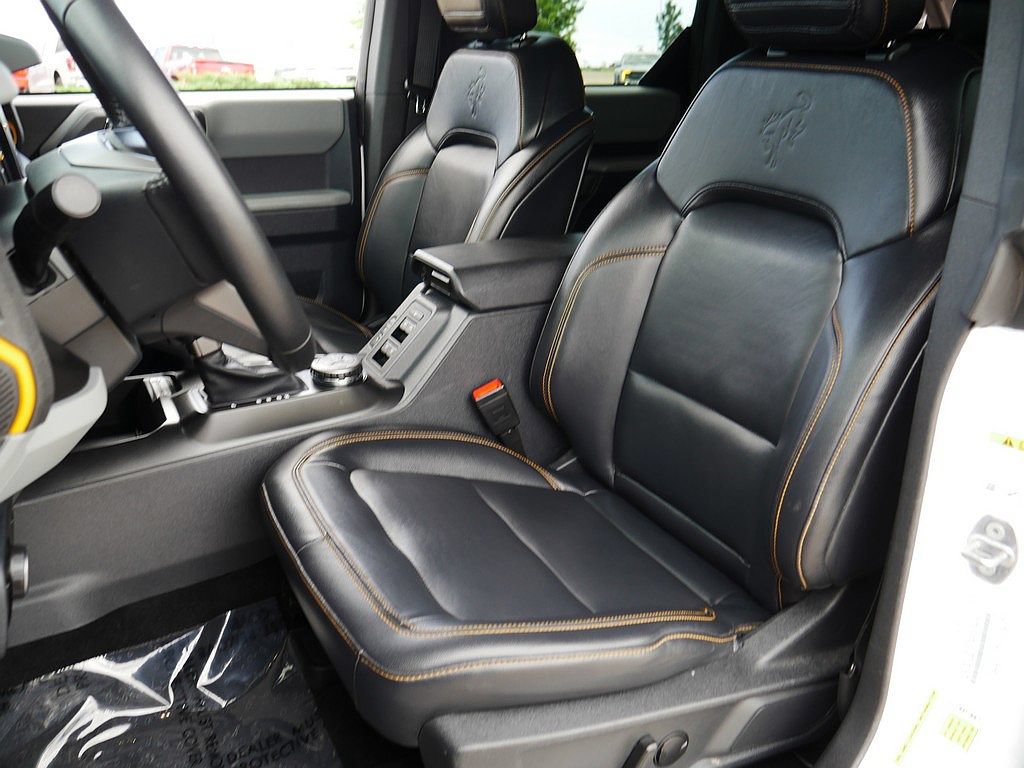 Used 2023 Ford Bronco Badlands AWD/4WD image 15
