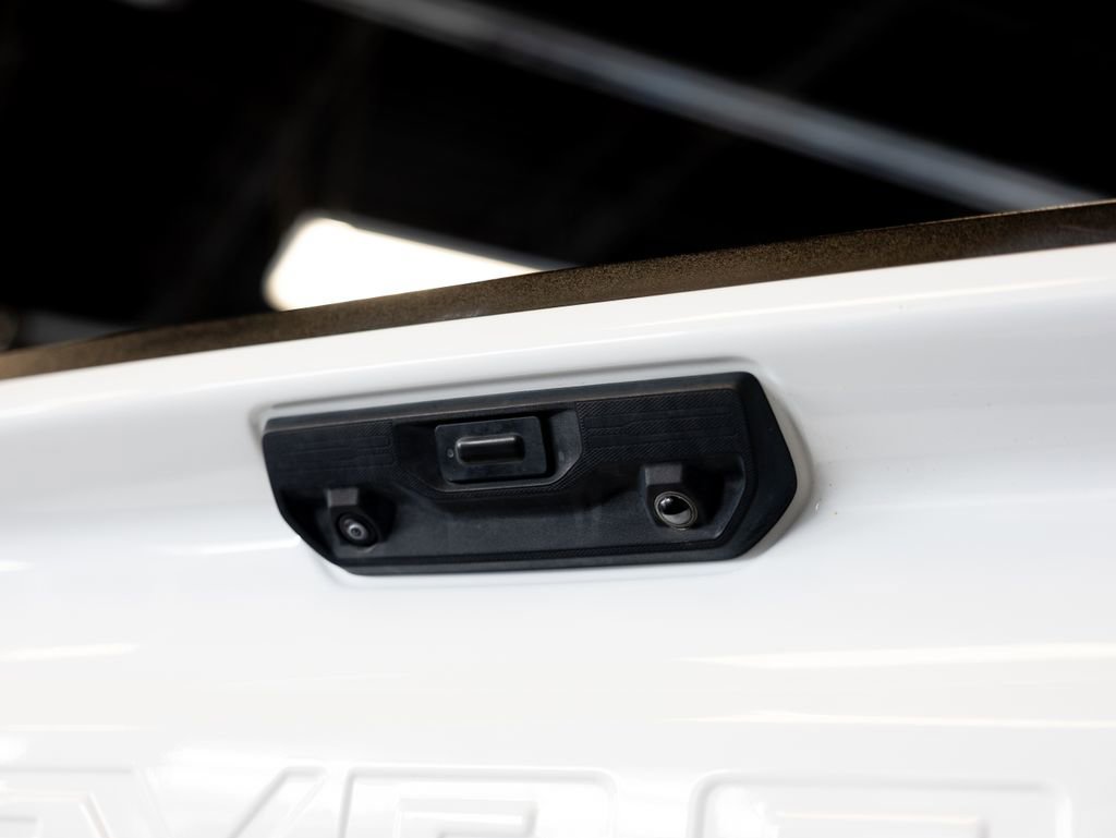 Used 2023 Chevrolet Silverado 1500 RST image 7