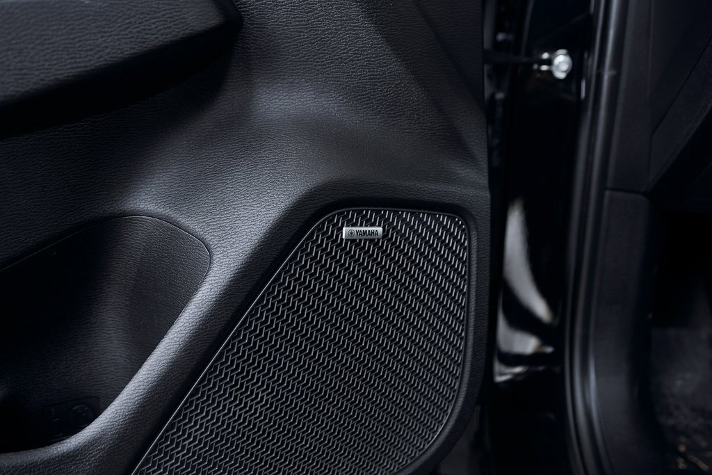 Used 2025 Mitsubishi Outlander ES image 24