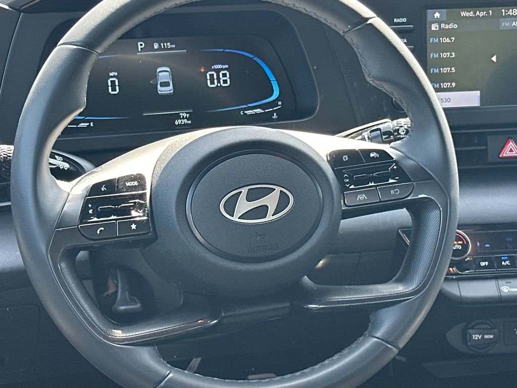 Used 2025 Hyundai Elantra Sport image 24