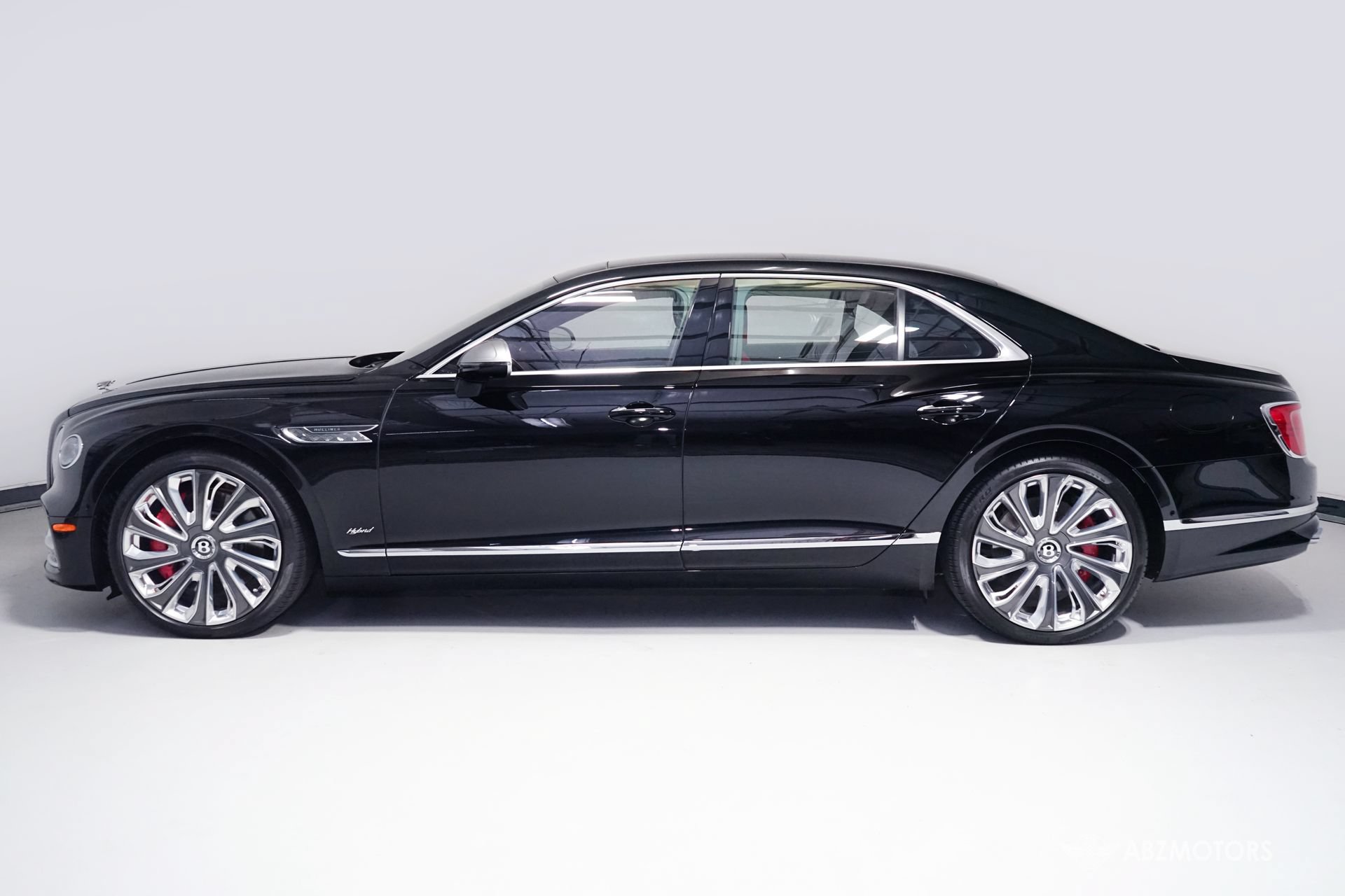 Used 2022 Bentley Flying Spur Plug-In Hybrid AWD/4WD image 5