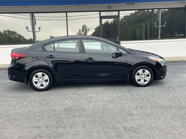 Used 2018 Kia Forte LX FWD image 7