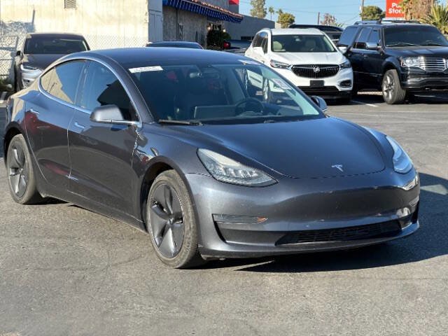 Used 2018 Tesla Model 3 Performance image 3