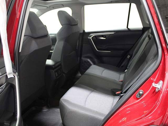 Certified 2025 Toyota RAV4 XLE w/ Convenience Package AWD/4WD image 17