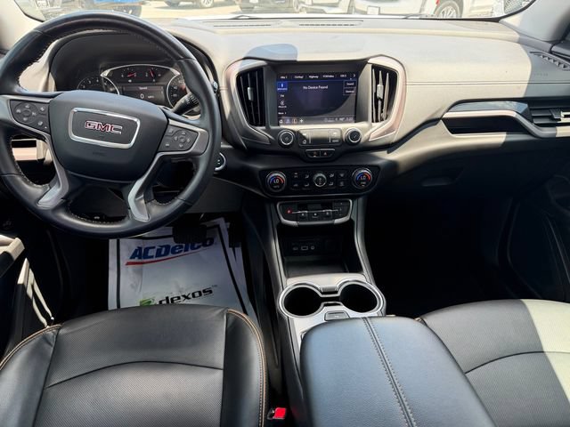 Used 2022 GMC Terrain AT4 w/ Tech Package AWD/4WD image 10