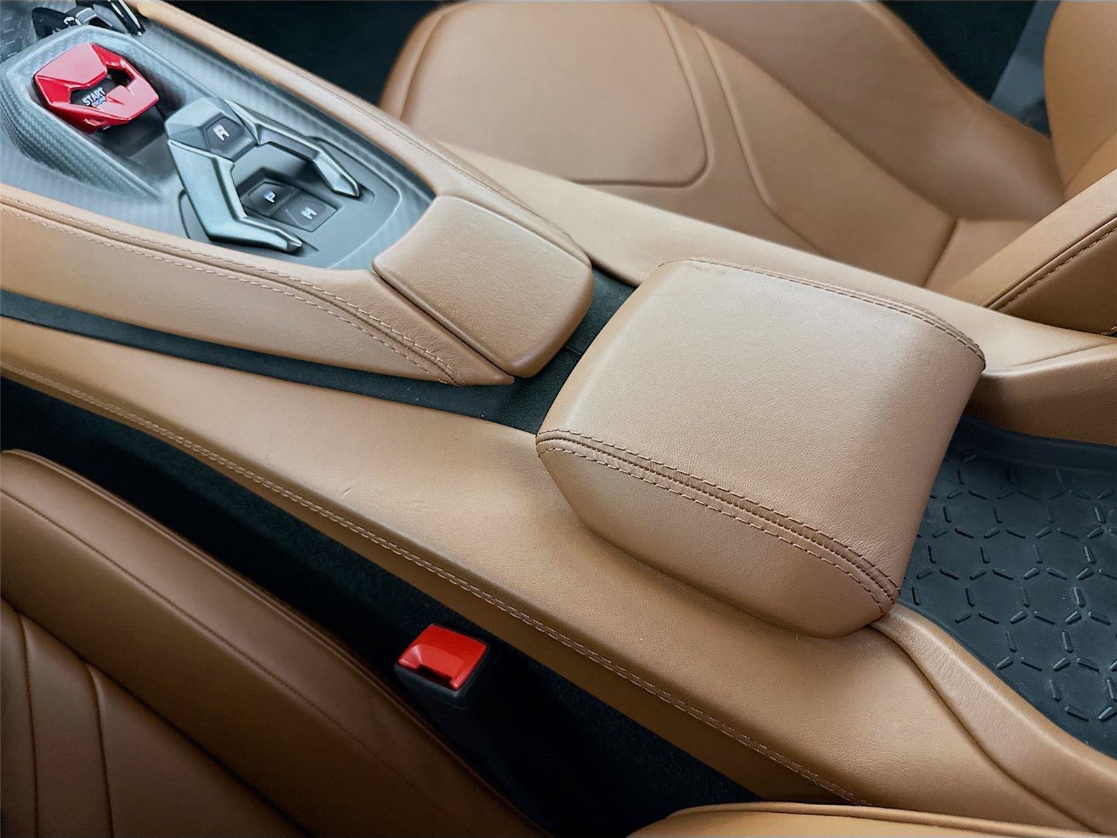 Used 2024 Lamborghini Revuelto AWD/4WD image 8