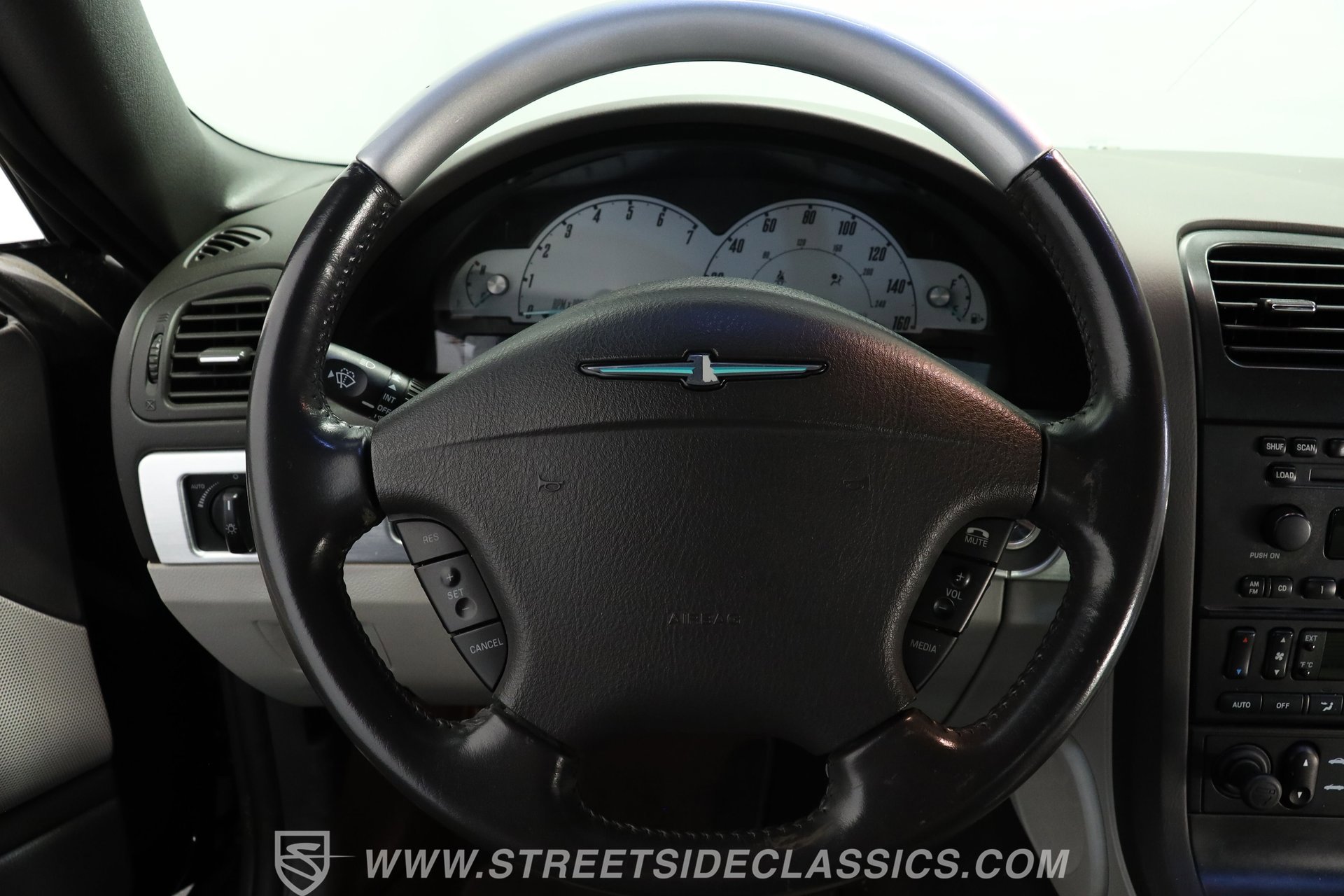 Used 2002 Ford Thunderbird Neiman Marcus RWD image 36