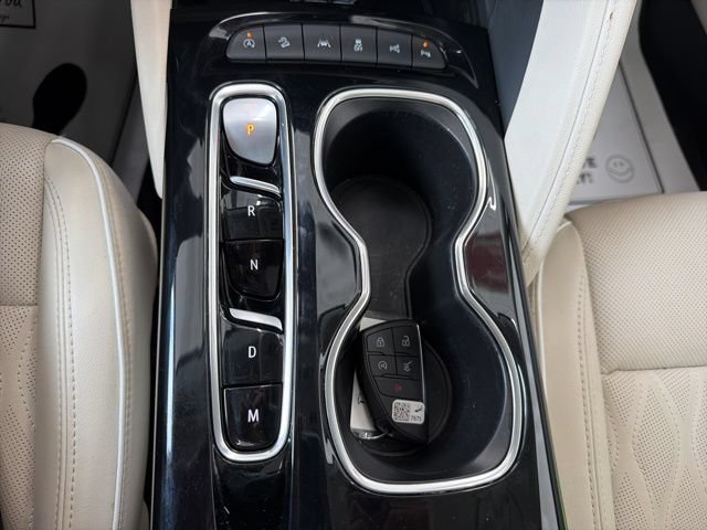 Used 2023 Buick Envision Avenir AWD/4WD image 27
