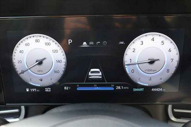 Certified 2024 Hyundai Elantra Limited FWD image 15