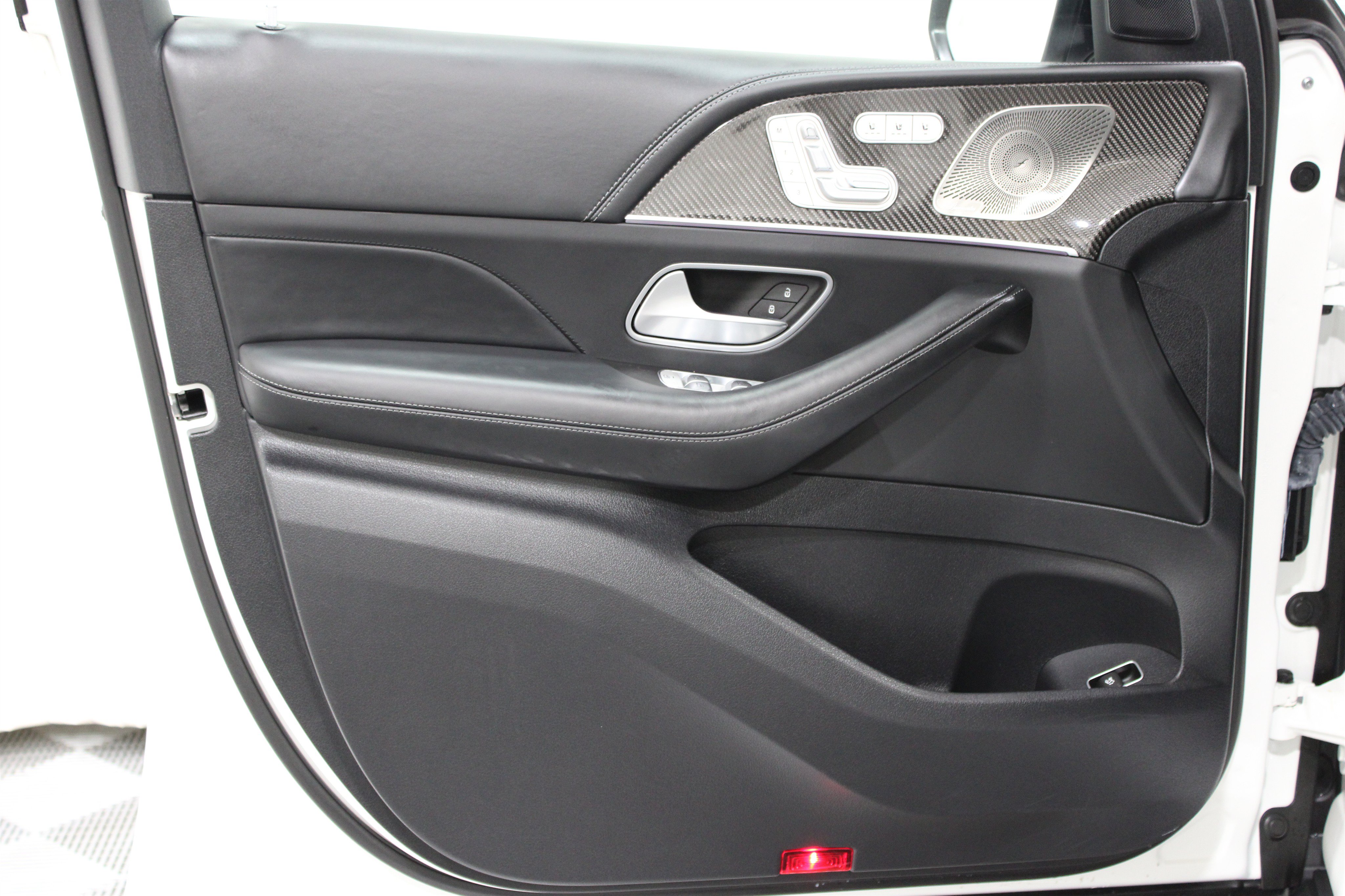 Used 2023 Mercedes-Benz GLS 63 AMG 4MATIC w/ Warmth & Comfort Package image 6
