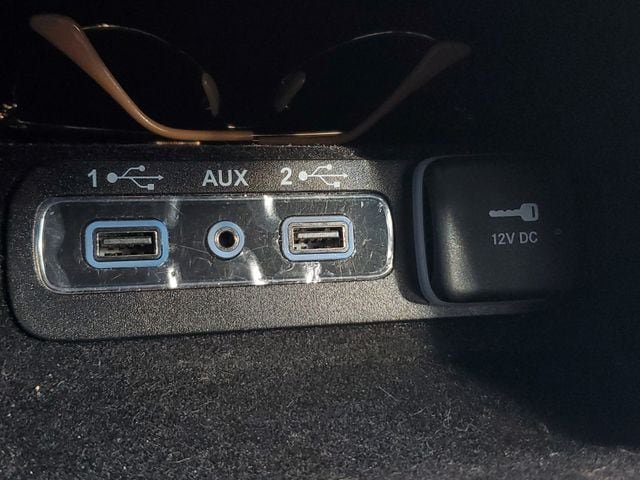 Certified 2018 Jeep Grand Cherokee Altitude RWD image 32